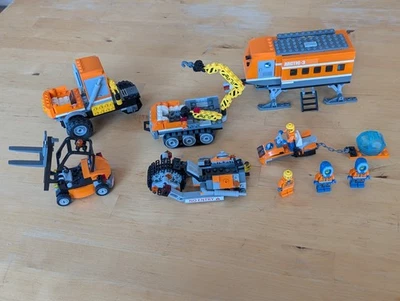 Lego City Lote INCOMPLETO Arctic Outpost 60035 Exploración 60191 ALGUNAS MINIFIGURAS Foto 1 de 4