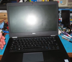 Dell Latitude E5470 (i5-6300u) (Pour pièces) (écran ok !) (Objet N°X631) - Afbeelding 1 van 11