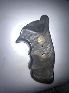 Pachmayr Model TR-GP fits Taurus - Picture 1 of 2