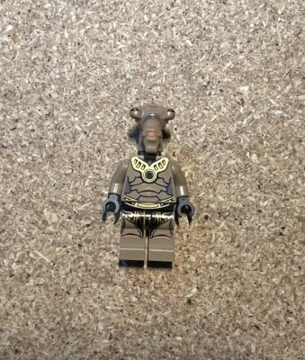Lego Star Wars Dark Tan Geonosian Minifigura 7959 sw0320. Propiedad de adultos. Foto 1 de 2