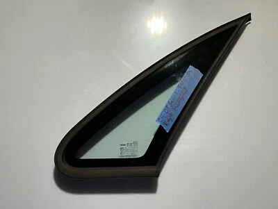 Suzuki Forenza 2004-2008 cuarto de cristal lado pasajero usado Foto 1 de 2