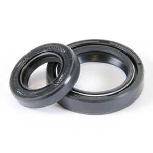 Suzuki RM 125 1982 1983 1984 1985 1986 1987 1988 Pair Engine Crank Shaft Seals - Picture 1 of 1