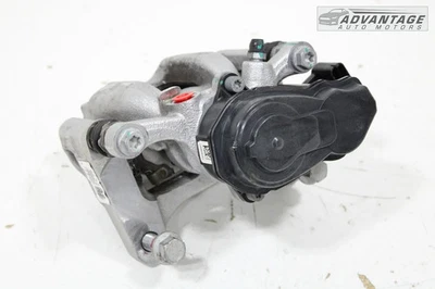 Chevrolet Trax 2024 tracción delantera trasera izquierda ABS pinza de freno y actuador OEM Foto 1 de 4