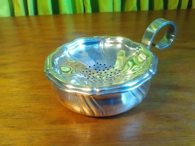 Teesieb versilbert mit Unter- Schale Kaffee -Geschirr Tafelsilber Vintage - Bild 1 von 4