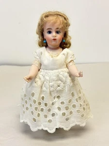 Darlene Knöpfe 7,5" Biskuit Puppe - Bild 1 von 6