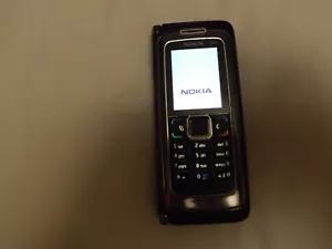 Nokia E90 - Mocha Smartphone - Bild 1 von 5