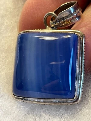 Nuevo colgante de ágata azul oscuro en plata .925 Foto 1 de 4