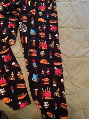 Leggings femininas LulaRoe coloridas com estampa de alimentos TC - Imagem 1 de 3