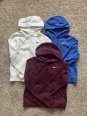 Lote Sudadera con Capucha Nike Foto 1 de 4