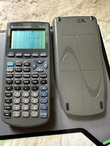 Calculadora Texas Instruments TI-82 para reparación - Imagen 1 de 6
