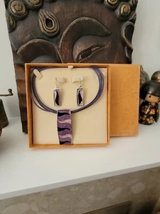 Enamelled Necklace & Earing Set - Picture 1 of 3