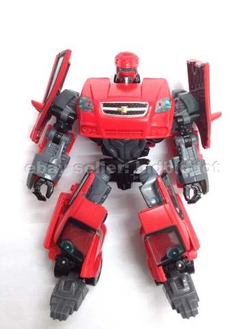 NEW Transformers classic Universe Autobot Swerve Chevy Aveo Robot in disguise Cover
