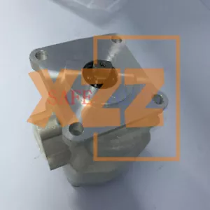 67211-76100 66621-36100 Hydraulic Pump for Kubota B4200 B5100 B6100 B7100 F2000 - Picture 1 of 2