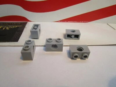 LEGO (5) LIGHT BLUISH GRAY TECHNIC BRICKS/BLOCKS 1 x 2 WITH HOLE PART #3700 - Image 1 of 2