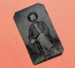 BOTAS RESISTENTES VIRGINIA Hombre Montaña FOTO TIPO TINTE POSGUERRA CIVIL c 1875 - Imagen 1 de 7