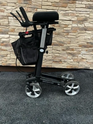 Arthritis Rollator Navigator L mit Unterarmauflagen Baujahr 2023 - Bild 1 von 4