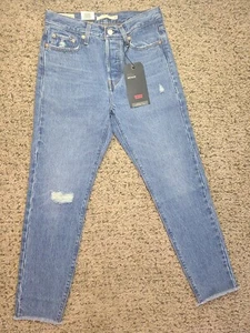 NWT Levis Premium Wedgie High Rise Tapered Leg Button Fly Distressed Jeans Sz 26 - Picture 1 of 9