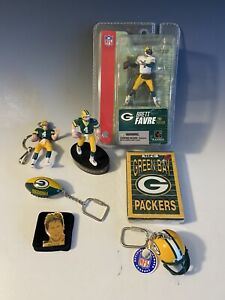 Brett Favre/Greenbay Packers (Lot of 7 items) keychains-figures-card deck-pin