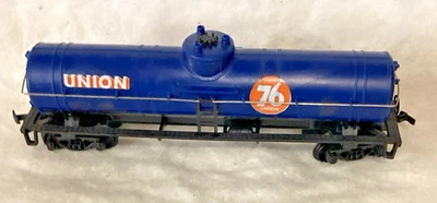 Model Power - HO - UNION 76 - 40' Tanker Car -  Blue - Image 1 of 4