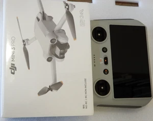 DJI Mini 3 Pro Camera Drone + Controller+ Battery - Picture 1 of 11