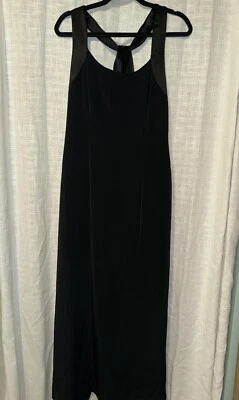 Antigo em folha: Vestido preto formal formatura gravata preta EUA:10 lindo detalhe nas costas - Imagem 1 de 4