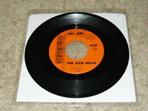 The Kan Dells Cry Girl Cloudburst 45 RPM Record VG+ Boss 6501 - Picture 1 of 4