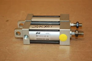 PHD AVP 1 X 1 1/4-M CYLINDER - Picture 1 of 1