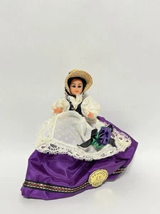 Poupée française vintage poupée LY folkloriques robe violette yeux dormeurs - Photo 1 sur 12