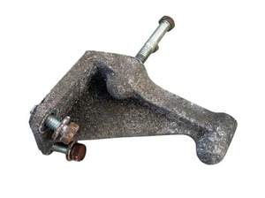 Jeep Wrangler YJ Alternator Mounting BRACKET 91-95 Lower Mount OEM - Picture 1 of 4