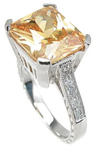 Anillo de aniversario corte esmeralda de plata esterlina de 5,25 quilates con acabado rodio de moda - Imagen 1 de 5