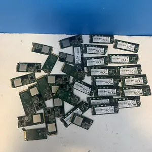 18 Pair of (broken) Samsung 960GB MZ-1LB9600 PCIe NVMe M.2 22110 hard drive - Picture 1 of 2