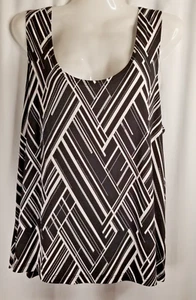Slinky Brand Women's Top Black White Geometric Liquid Knit Size Petite Large - Picture 1 of 4