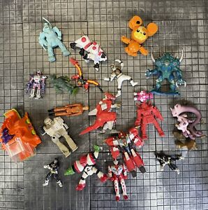 mix Lot Of Toys Space MMPR Robots Zbots Gundam Pokémon Mini Figures Transformers