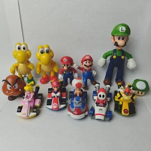 Nintendo Super Mario Kart Figurines Lot of 12 Collectibles 2018 - Picture 1 of 4