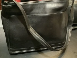 Vintage Coach A1P-9310 Bleeker Pocket Zip Bag Leather Bag Purse (3) - Picture 1 of 3