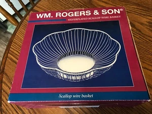 Wm. Rogers Silverplated Scallop Round Wire Basket, new - Picture 1 of 2