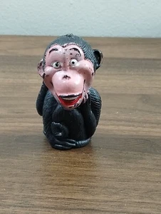 Figura PVC Hong Kong 1.5" De Colección Espeluznante Circo Chimpancé Mono Pastel Topper - Imagen 1 de 8