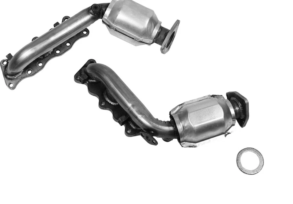 ПОДХОДИТ ДЛЯ: 1999-2005 Suzuki Grand Vitara 2,5 л каталитические конвертеры обоих коллекторов - Изображение 1 из 1