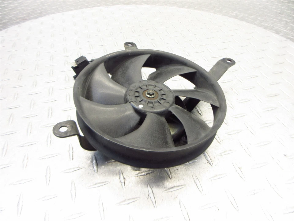 03-09 Honda ST1300 ST1300P 2006 ventilador radiador soplador motor enfriador de refrigeración Foto 1 de 4