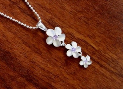 Collar colgante Hawaii Jewelry plata esterlina 925 PLUMERIA PÚRPURA CIRCONITA SP40404 Foto 1 de 4