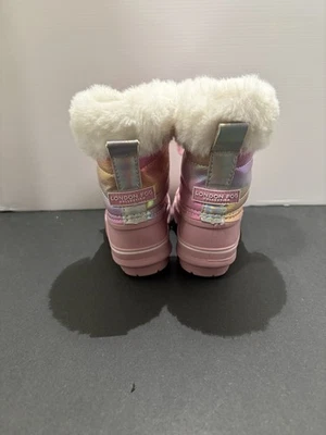 Botas de neve infantis London Fog tamanho 7 - Imagem 1 de 3