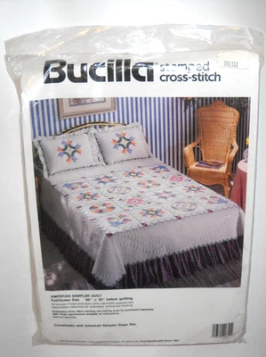 Edredón vintage Bucilla American Sampler estampado punto de cruz completo/queen 1993 Foto 1 de 4