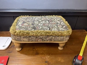 Vintage Footstool 35 X 28 X 17cm Tall - Picture 1 of 14
