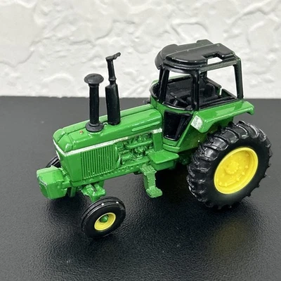 ERTL John Deere Farm Tractor Die Cast - Image 1 of 4