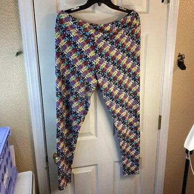 Lularoe Mujer PLUS Leggings Altos y Curvilíneos Ajustados Relajantes Rompecabezas Geométricos (DAÑADOS) Foto 1 de 4