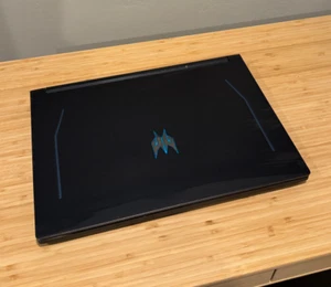Acer Predator Helios 300 17.3" Laptop Intel Core i7-11800H 16GB RAM 1TB SSD - Picture 1 of 7