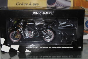 Valentino Rossi 1/12th Minichamps Yamaha Black(Carbon) 2004 Pre Season Test Bike