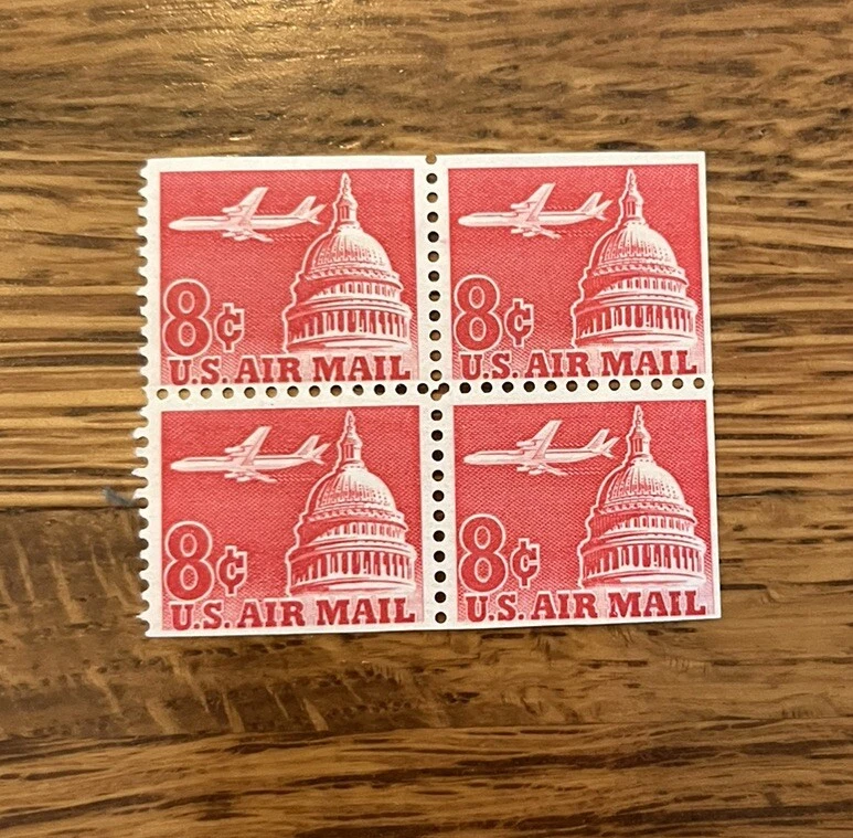 Block of 4 vintage U.S. Airmail Stamps - Image 1 of 1