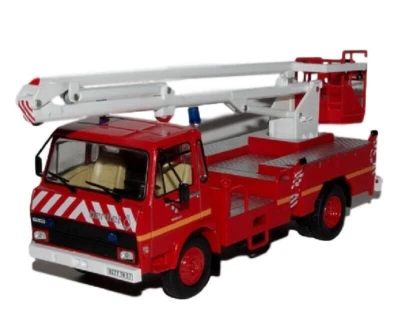 Camión bomberos Berliet KB Lafosse de Moselle - Brazo elevado (Escala 1:43) - Imagen 1 de 4