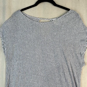 C & C CALIFORNIA | Linen Stripe Top Size Medium Blue White Stripe Sleeveless - Picture 1 of 8
